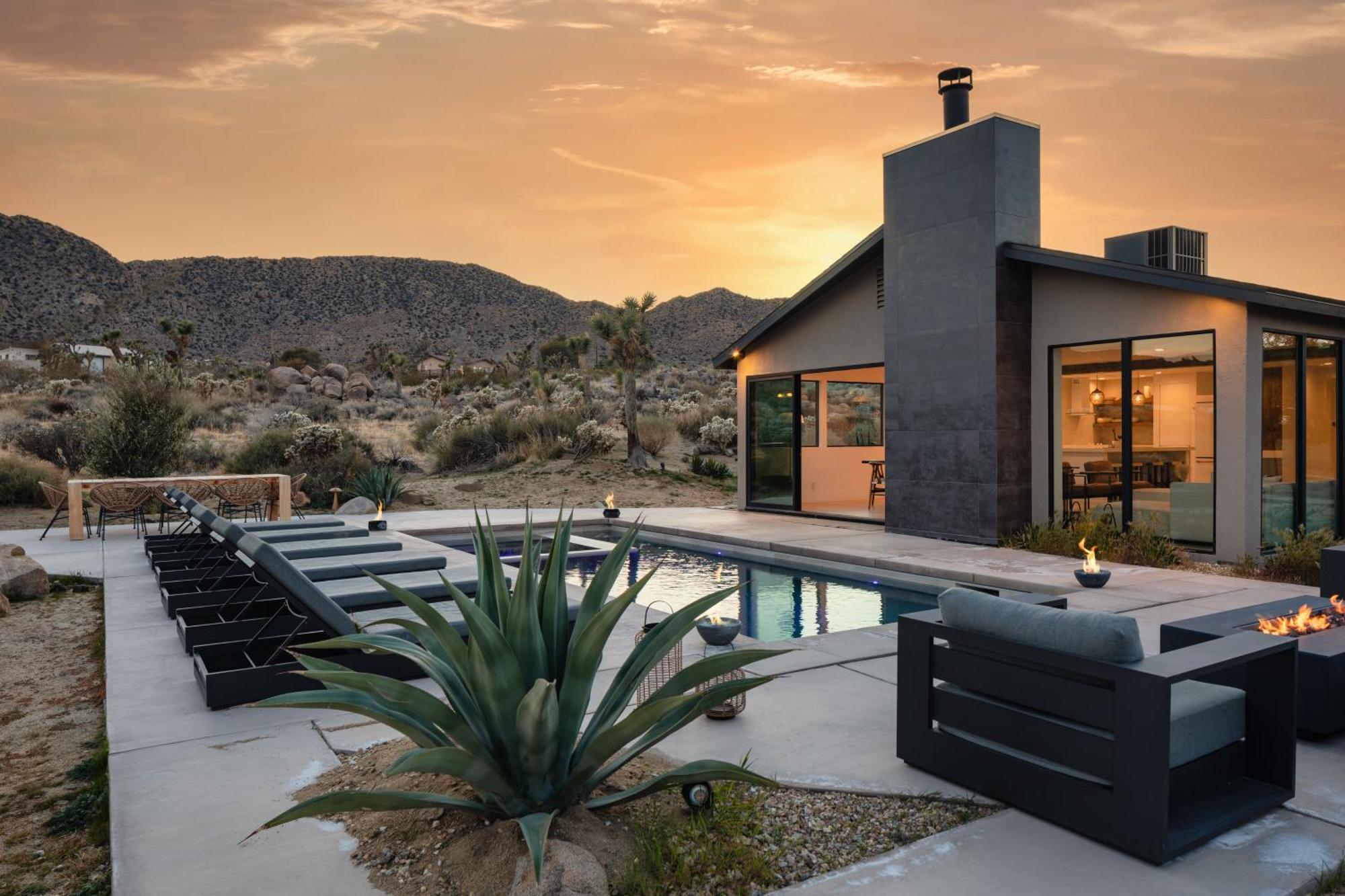 Amaru Muru - Luxury Retreat With Pool/Hot Tub/Yoga Joshua Tree Bagian luar foto